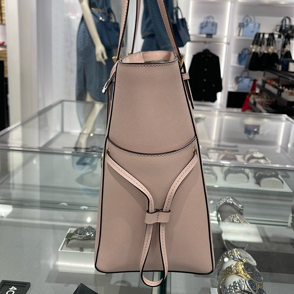 MICHAEL KORS 
Gilly Large Saffiano Leather Tote Shoulder Bag 
Powder Blush 
NWT - Picture 4 of 16